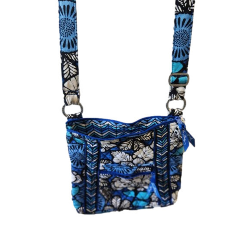476. Vera Bradley Blue Floral Cross Body Bag